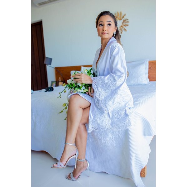 Robe Bela III Personalizado em Renda para Noivas