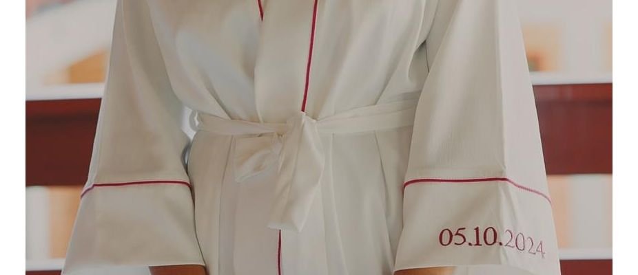 Conheça 8 robes brancos para noiva que vão transformar seu making of