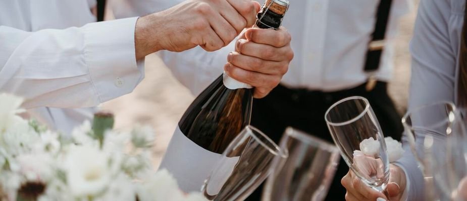 Bebidas para casamento: como escolher, o que servir e quanto comprar