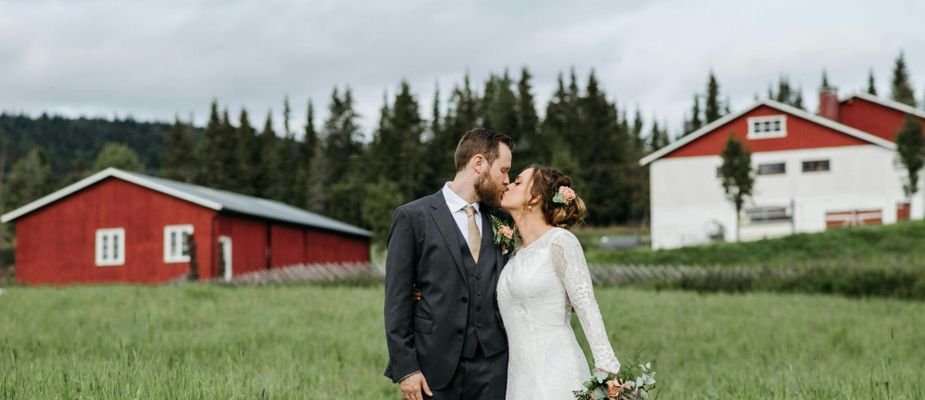 Entenda como organizar o casamento no campo dos sonhos
